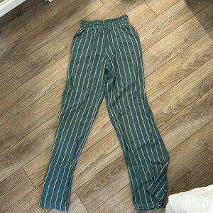 billabong flowy pants size xs